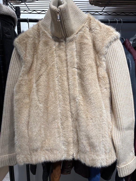 GYA0001 04082M gray fur