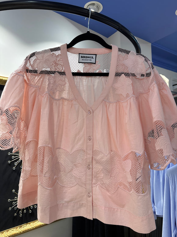 Chemise MC col V broderie