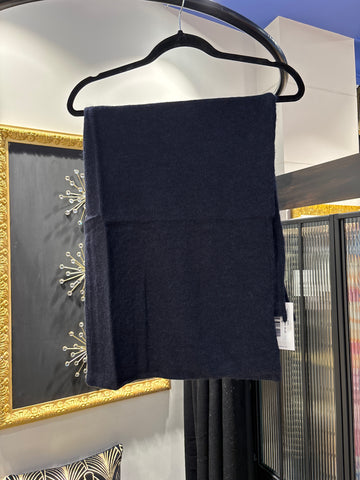 Axel dark blue