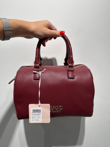 AF5052 E0058 RED WINE