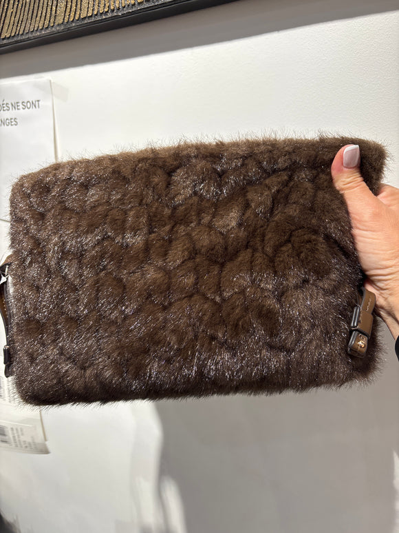 AF6099E1168 deep brown